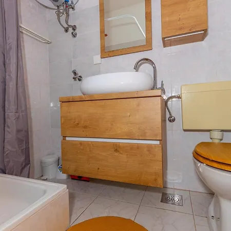 Apartment In 41594