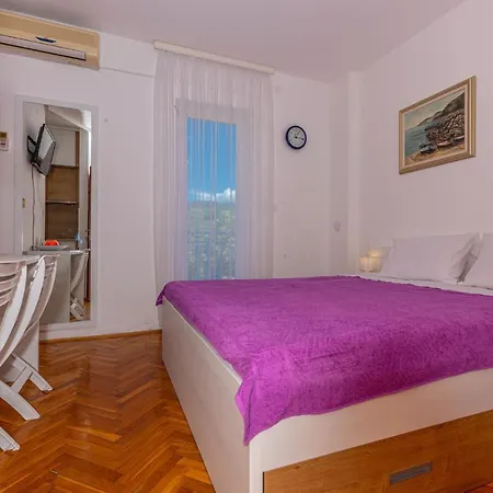 In 41594 Apartment Novi Vinodolski