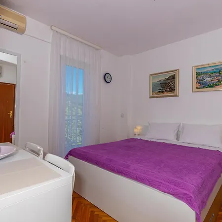 In 41594 Apartment Novi Vinodolski